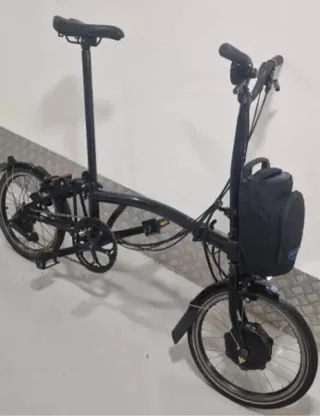 Bicicleta Eléctrica Brompton H6L Negra