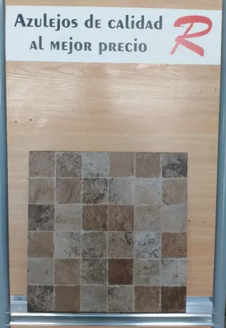 Azulejo pará suelo cuadros tonos tierra