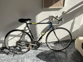 Bicicleta de ruta Giant Talla M