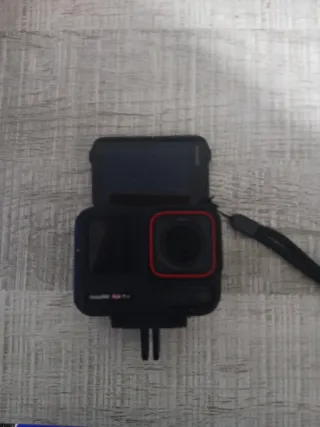 Cámara Insta360 Ace Pro Negra