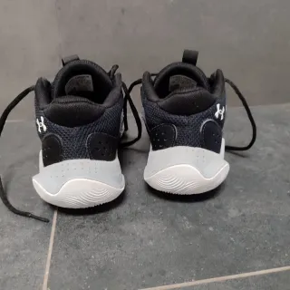 Zapatillas Baloncesto Under Armour GS Jet '23