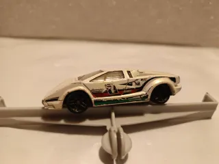 hot wheels lamborghini countach