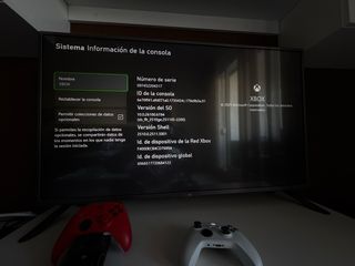 Xbox Series X + 2 mandos + cargador