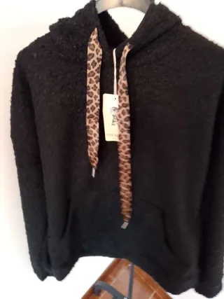 Sudadera polar negra talla única