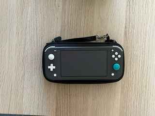 Nintendo Switch Lite Grigio e Blu + Custodia nera