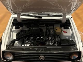 Maqueta Golf MK2 1:18 NOREV