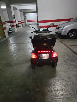 Veleco Faster Scooter Eléctrica 1000w lifepo4