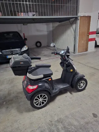 Veleco Faster Scooter Eléctrica 1000w lifepo4