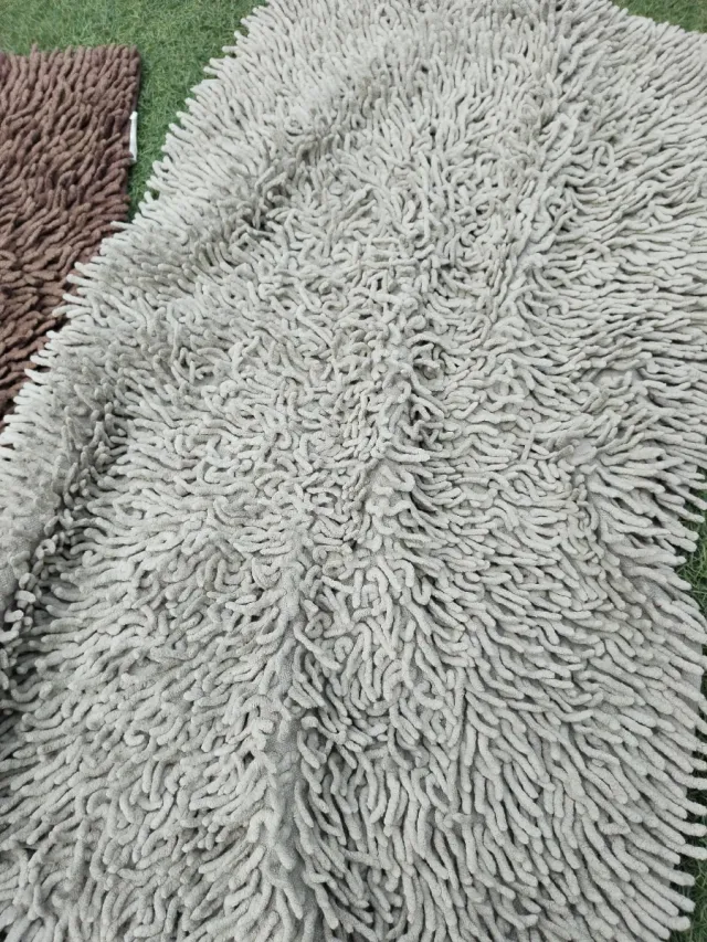 2 Alfombras de Baño Microfibra Marrón y Gris
