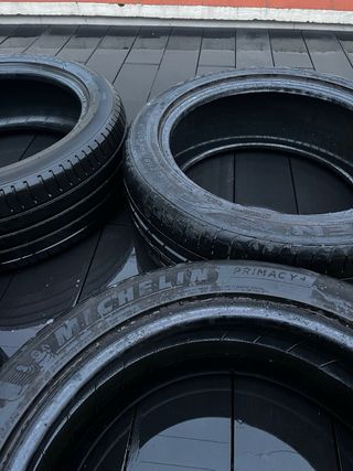 Neumáticos 205/50 R17 Michelin/Nexen
