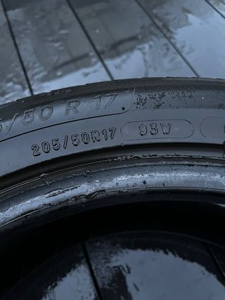 Neumáticos 205/50 R17 Michelin/Nexen
