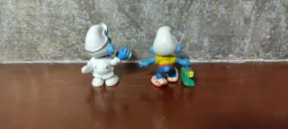 Antiche figure di Puffi in PVC Schleich: dottore e studente