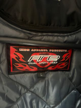 Chaqueta de moto Ixon negra y azul