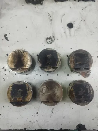 Pistones bmw M52B28 286S1