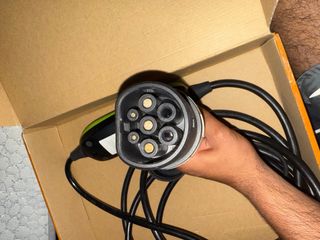 Cargador EV Portátil MR. CARTOOL S300