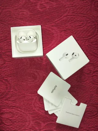 Apple Air Pods 4 ANC