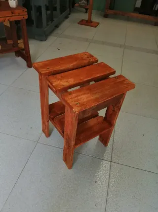 Alzatina artigianale in legno