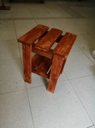 Alzatina artigianale in legno