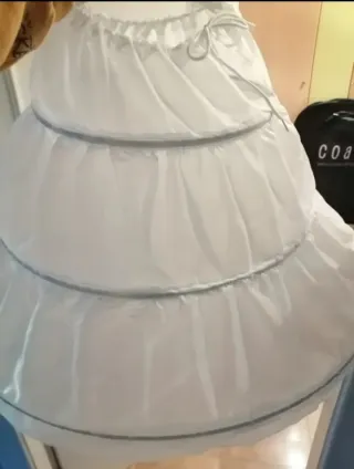 Cancán niña 55cm blanco