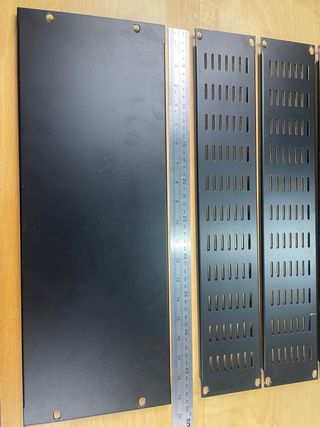 Tapas ciegas para rack