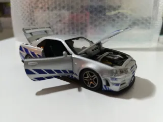 Miniatura Nissan Skyline GTR 1:32