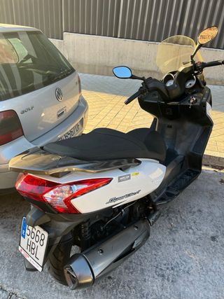 Kymco Super Dink 300i 2011