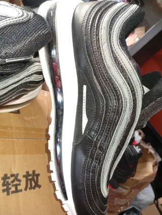 Zapatillas Negras y blanco