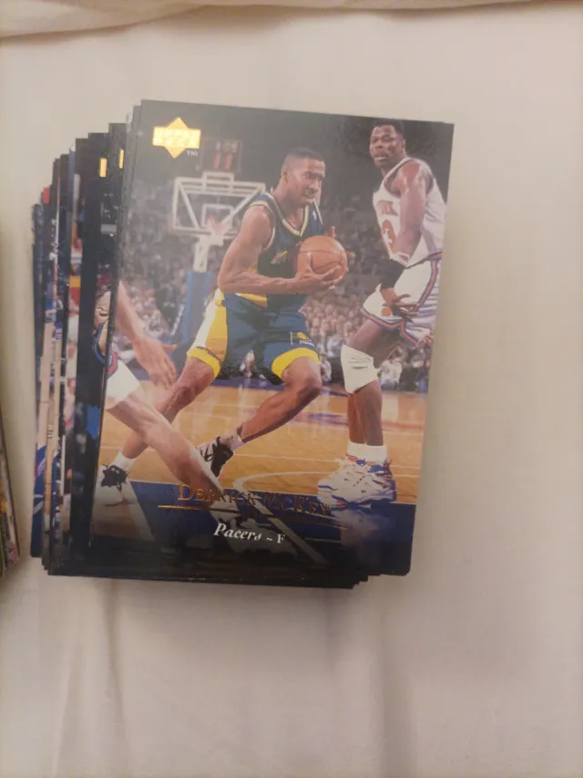 Tarjetas de baloncesto Upper Deck 95-96
