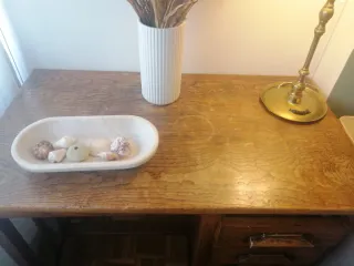 Escritorio antiguo madera maciza.