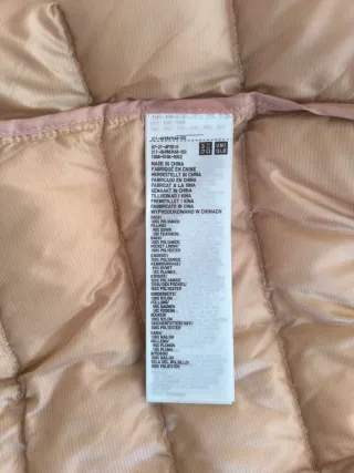 Plumas Uniqlo Rosa Claro