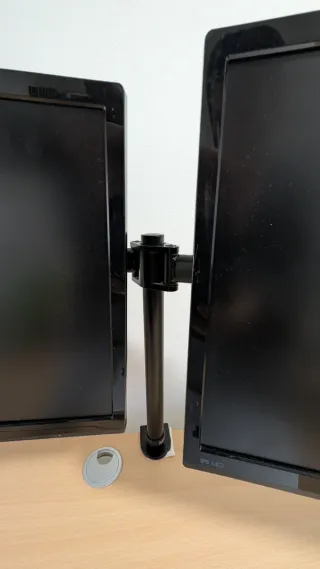 Pack 2 monitores LG+soporte doble brazo articulado