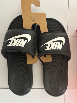 Nike Victory One Chanclas Negras