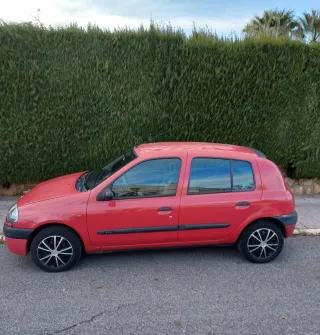 Renault Clio 1999