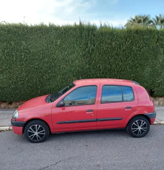 Renault Clio 1999