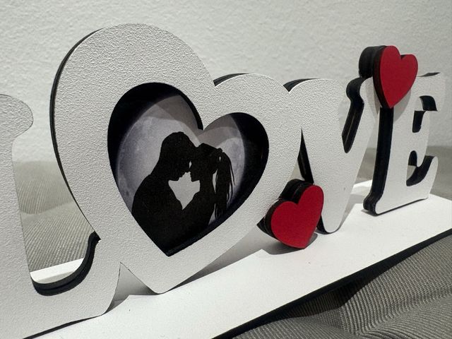 Marco de Fotos LOVE Corazón Madera