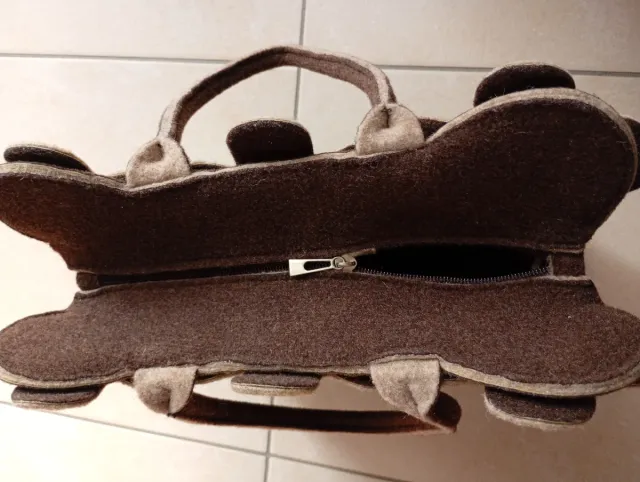 Borsa in panno marrone con fiori