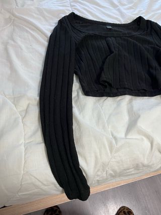 Top SHEIN negro escote cuadrado manga larga