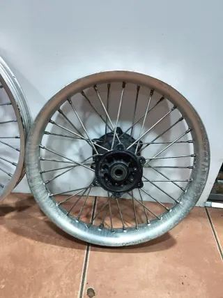 Juego Llantas VOR 450