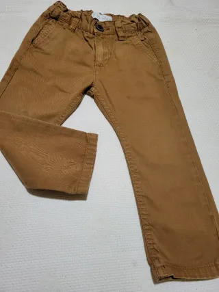 Conjunto niño: camisa, pantalón y jersey