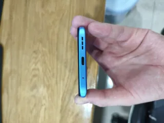 Xiaomi Redmi 10 Blu + custodia protettiva trasparente