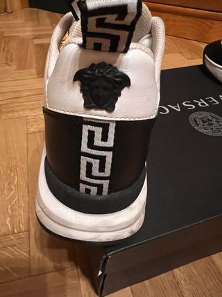 Zapatillas Versace Oro y Blanco