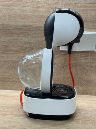 Cafetera NESCAFÉ Dolce Gusto Lumio