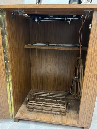 Máquina de coser Singer antigua