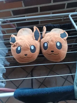 Zapatillas Eevee Talla 37