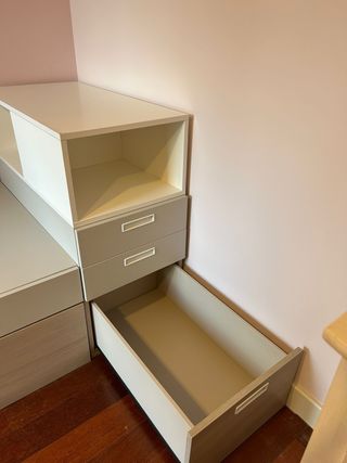 Moderno dormitorio juvenil completo