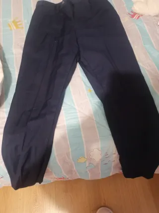 Traje de chico azul, puesto 1 vez