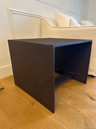 Mesa auxiliar Zara Home negra