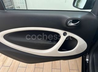 SMART fortwo 60kW81CV EQ coupe