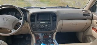 Toyota Land Cruiser HDJ-100 2000