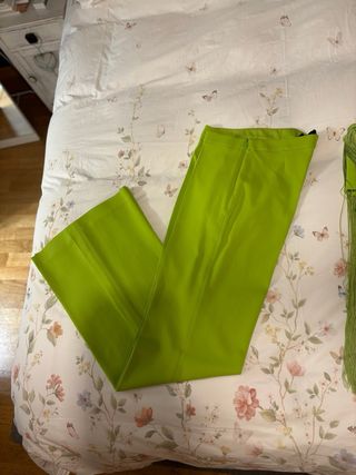 Conjunto Mango verde lima fiesta Capsula Mango